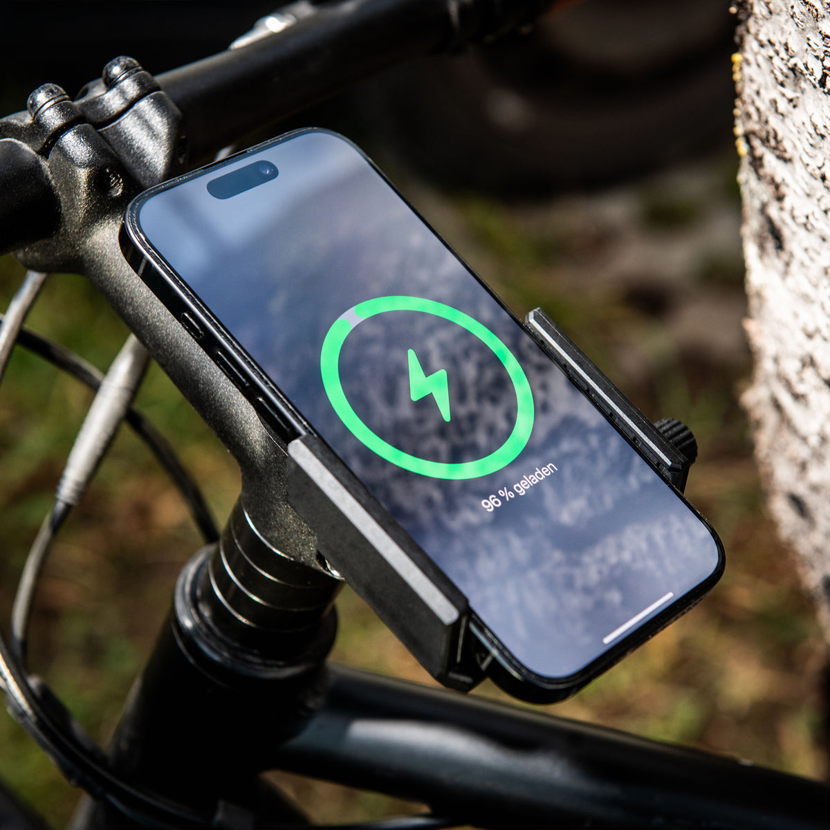E-Cap Universal Charging Phone Clamp