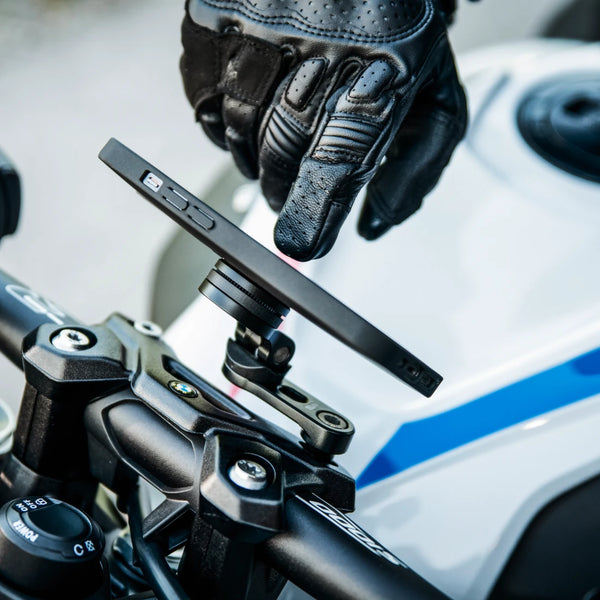 Fixation du smartphone sur le collier de guidon
